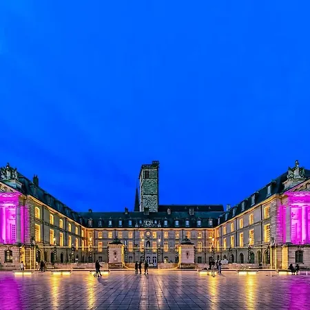 Appartamento Le Palais - Parking Inclus *