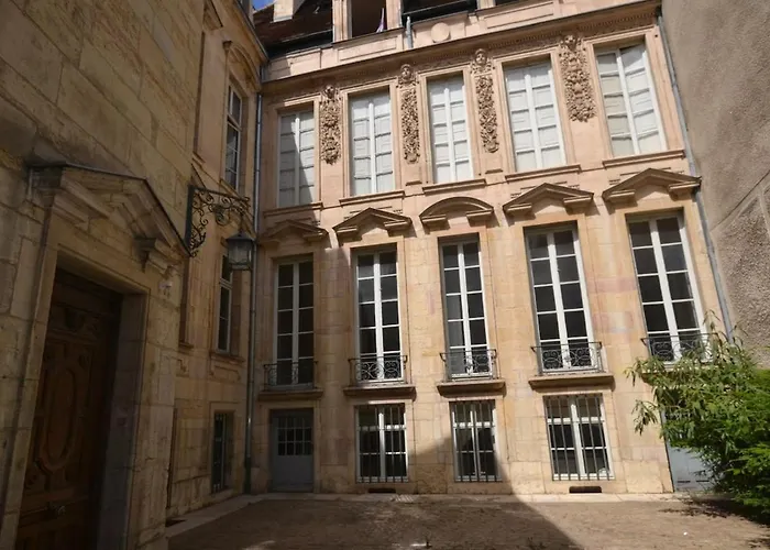 Le Palais - Parking Inclus Appartamento Digione